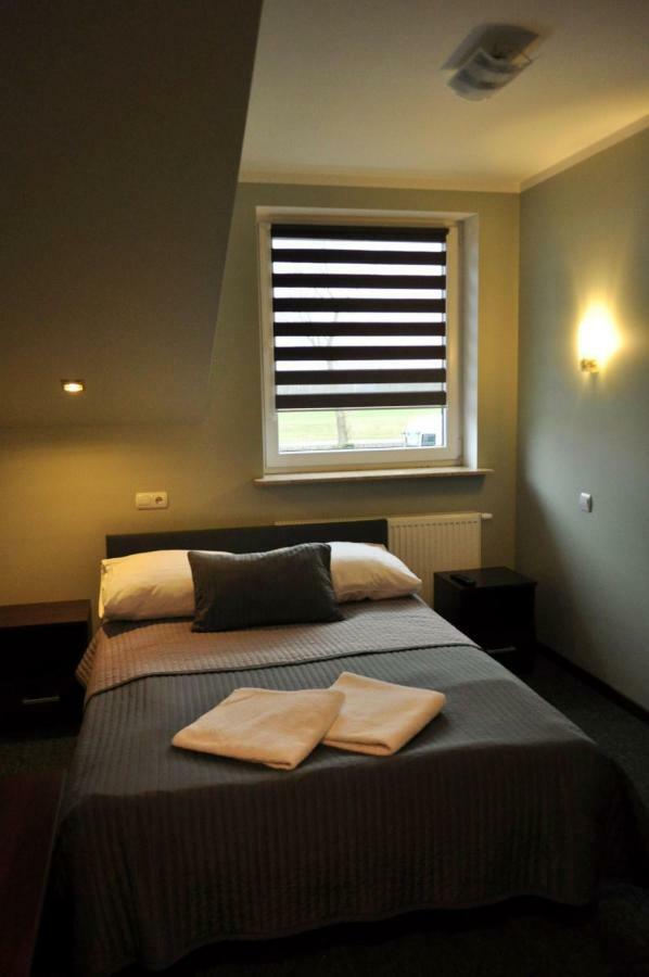 Hotel Pauza Radzyń Podlaski Kültér fotó